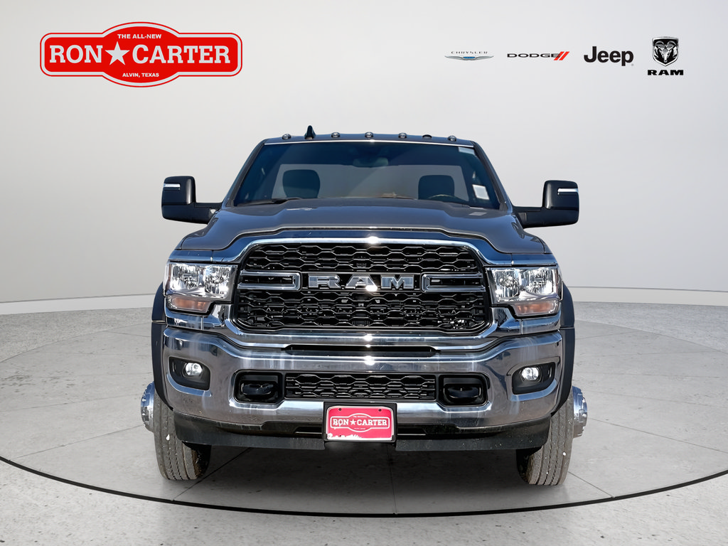 New 2024 RAM 4500 Tradesman RWD image 2