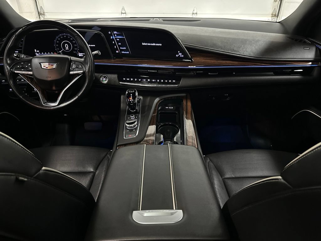 Used 2024 Cadillac Escalade ESV Premium Luxury w/ Performance Package AWD/4WD image 26