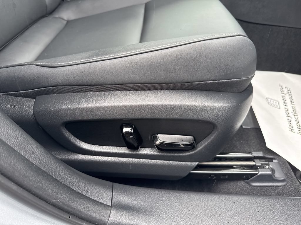 Used 2024 Lexus UX 250h AWD image 24