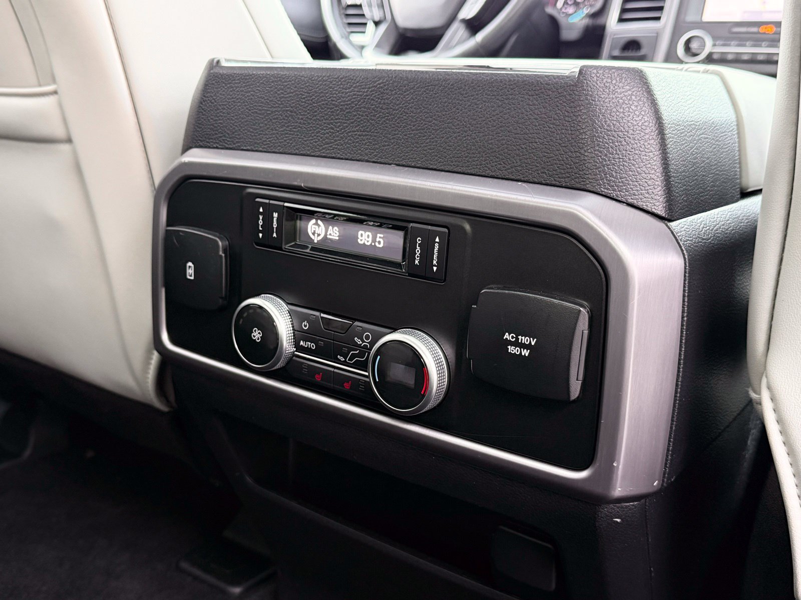 Used 2020 Ford Expedition Platinum RWD image 26