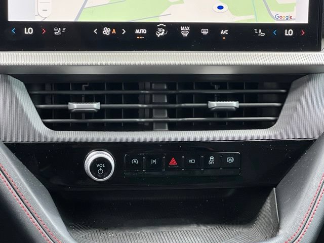 Used 2025 Ford Explorer ST-Line RWD image 13