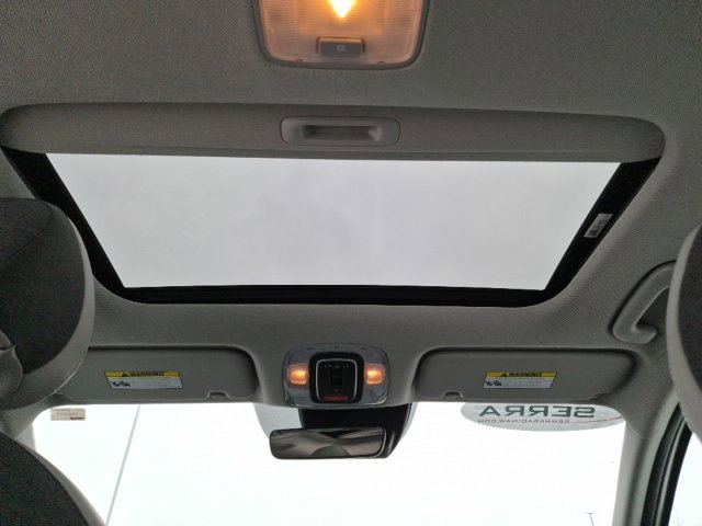 Used 2023 Hyundai Elantra Limited image 30