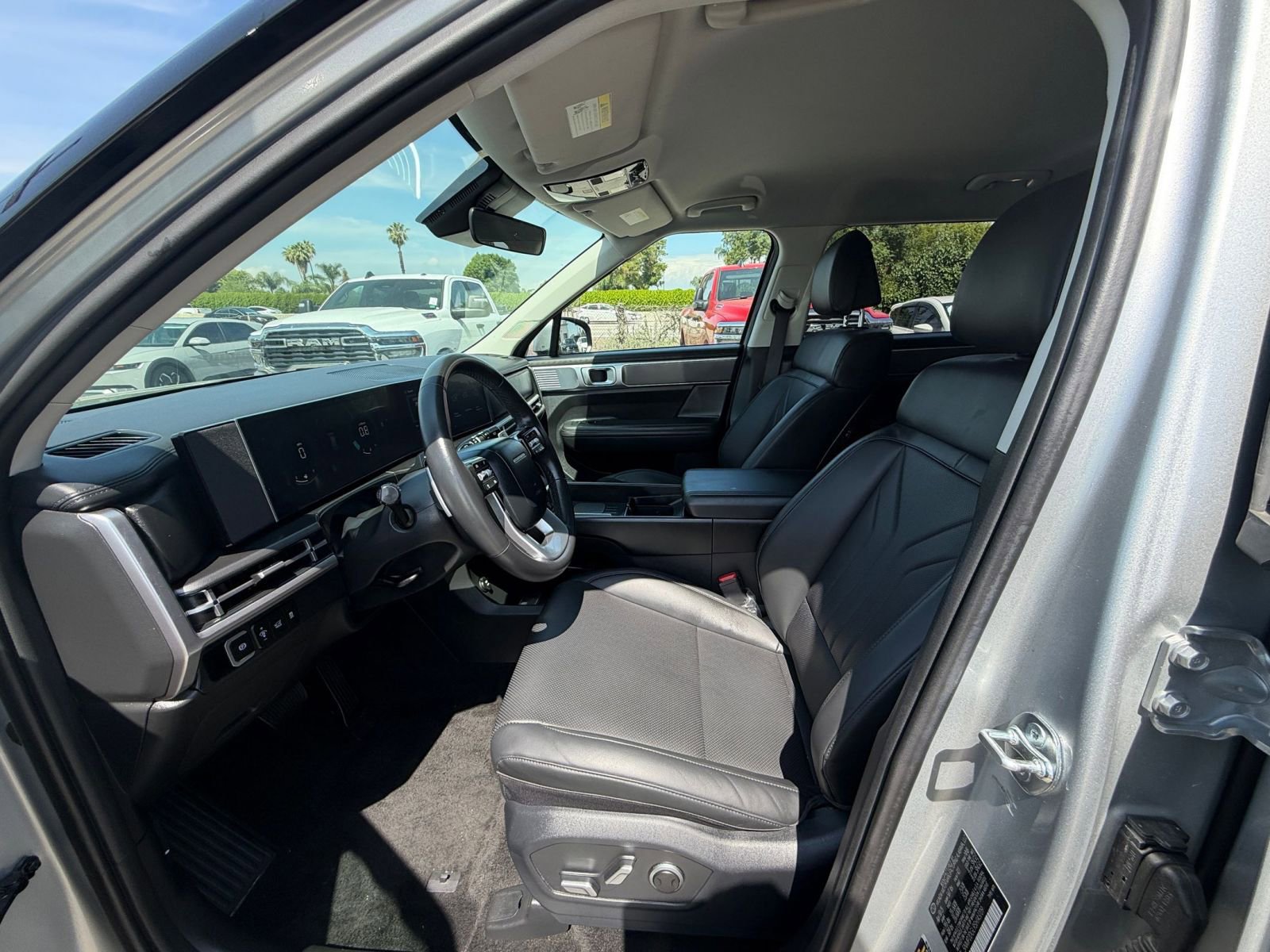 Used 2025 Hyundai Santa Fe SEL image 28