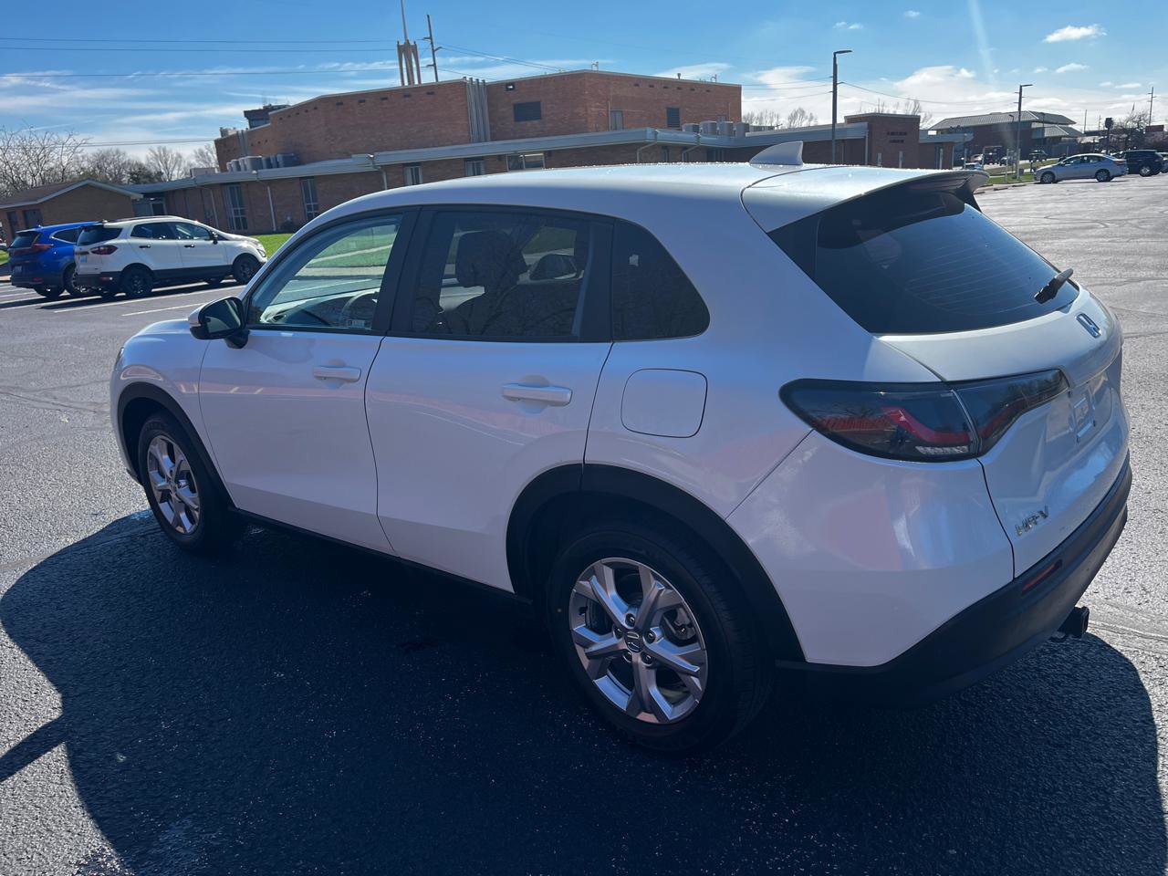 Used 2023 Honda HR-V LX image 8