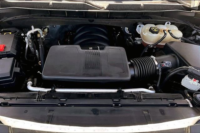 Used 2021 Chevrolet Suburban High Country w/ Premium Package image 9