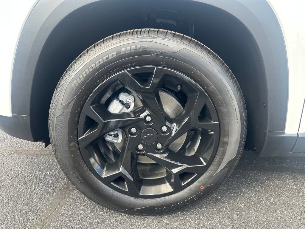 New 2025 Chevrolet Trax LT w/ LT Convenience Package image 34