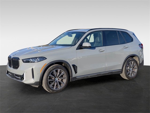 Certified 2025 BMW X5 xDrive40i w/ Parking Assistance Package image 4