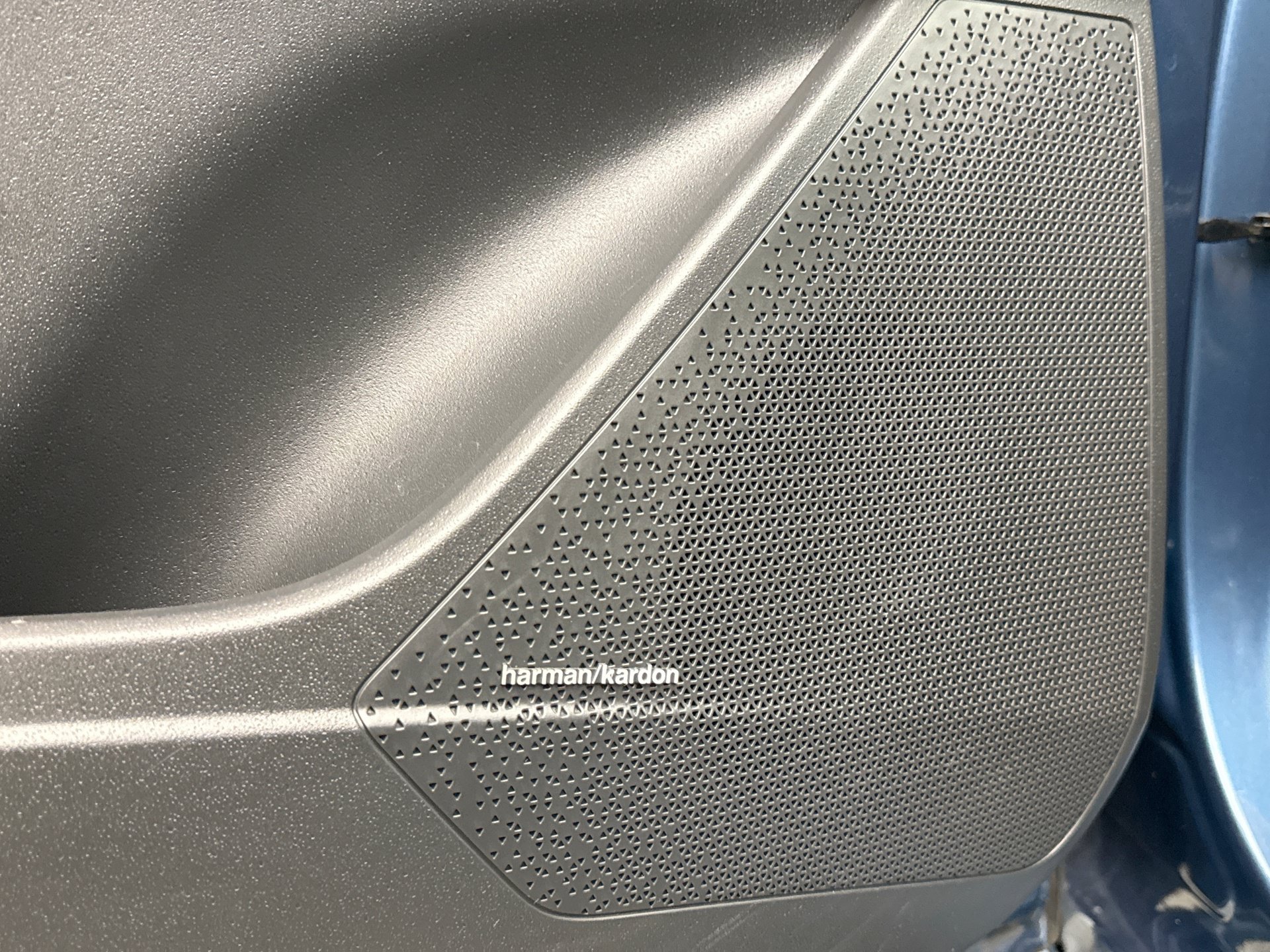 Used 2023 Kia Niro SX Touring FWD image 17