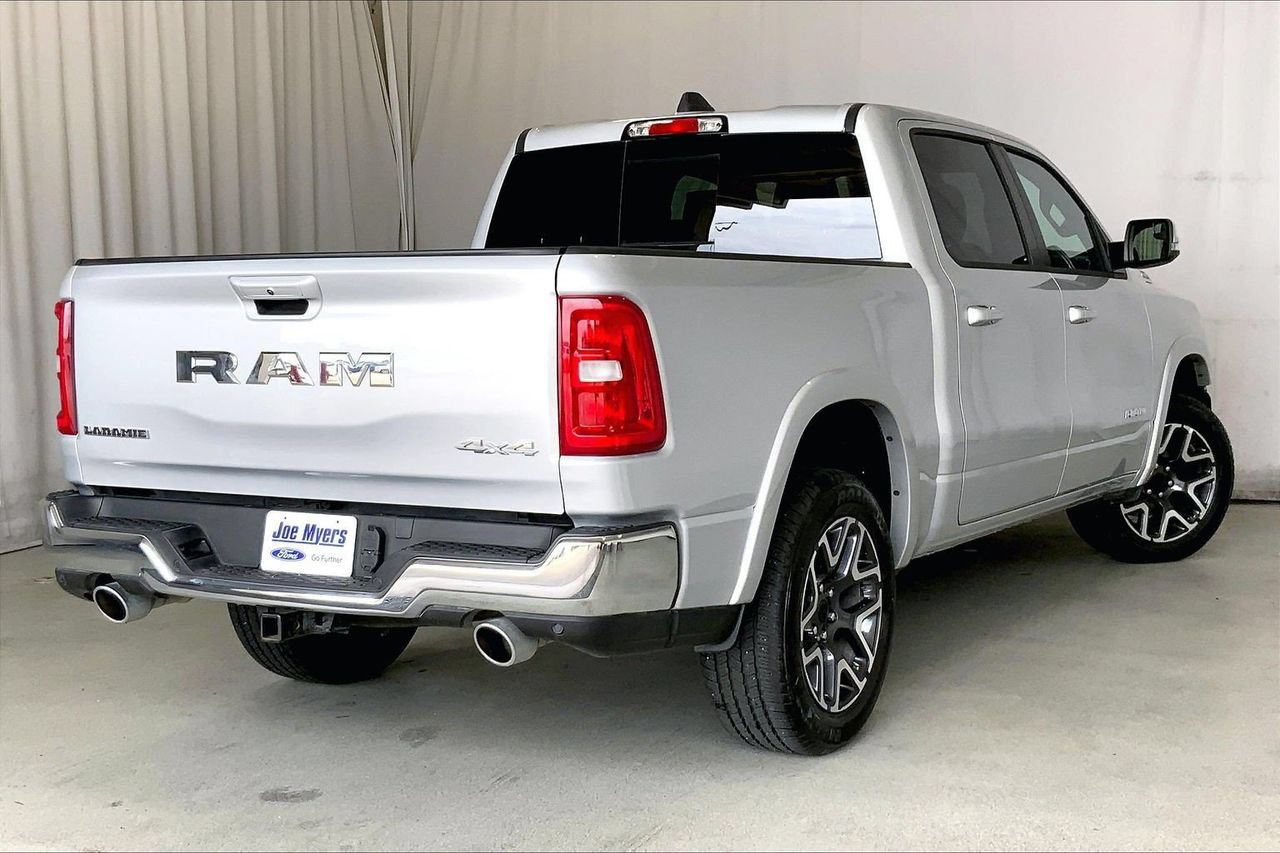Used 2026 RAM 1500 Laramie AWD/4WD image 13