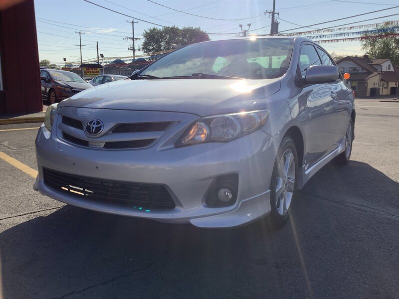 Used 2012 Toyota Corolla S FWD image 3