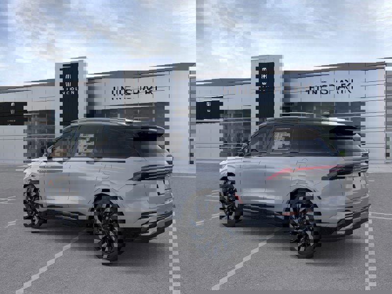 New 2026 Lincoln Nautilus Reserve w/ Jet Appearance Package image 4