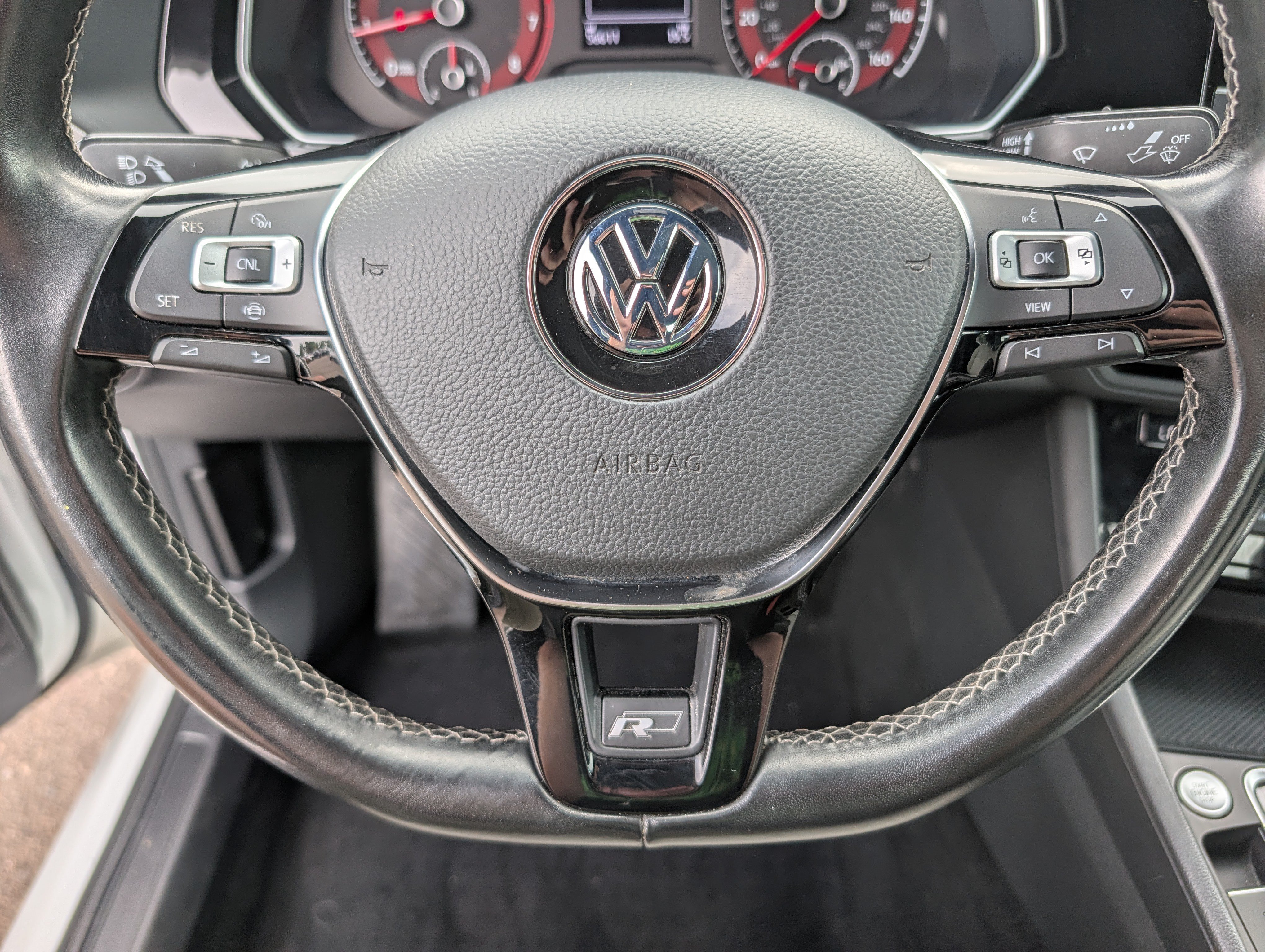 Used 2019 Volkswagen Jetta R-Line FWD image 25