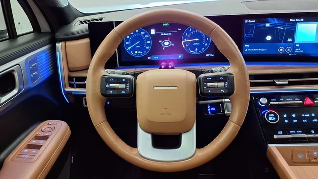 Used 2024 Hyundai Santa Fe Limited image 26