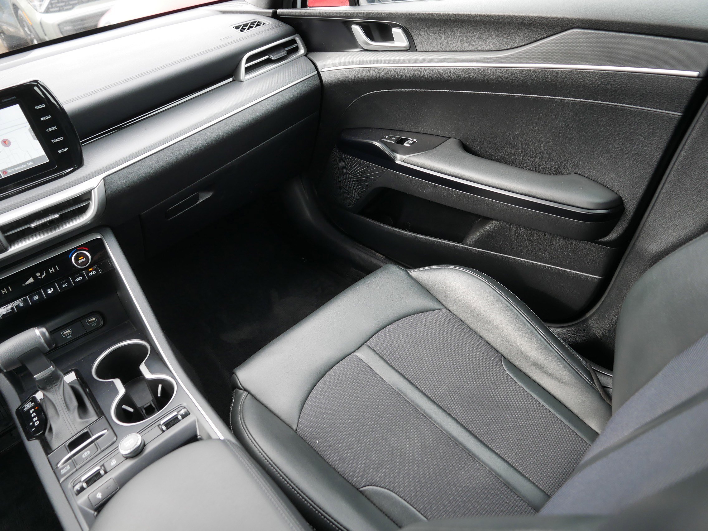 Used 2023 Kia K5 GT-Line AWD/4WD image 11