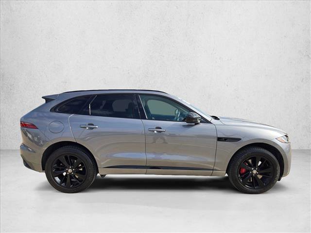 Used 2024 Jaguar F-PACE R-Dynamic S image 6