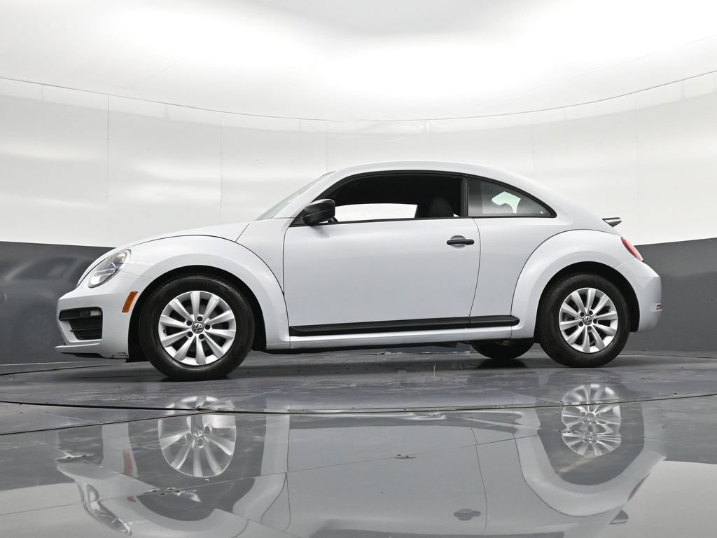 Used 2017 Volkswagen Beetle 1.8T S FWD image 22