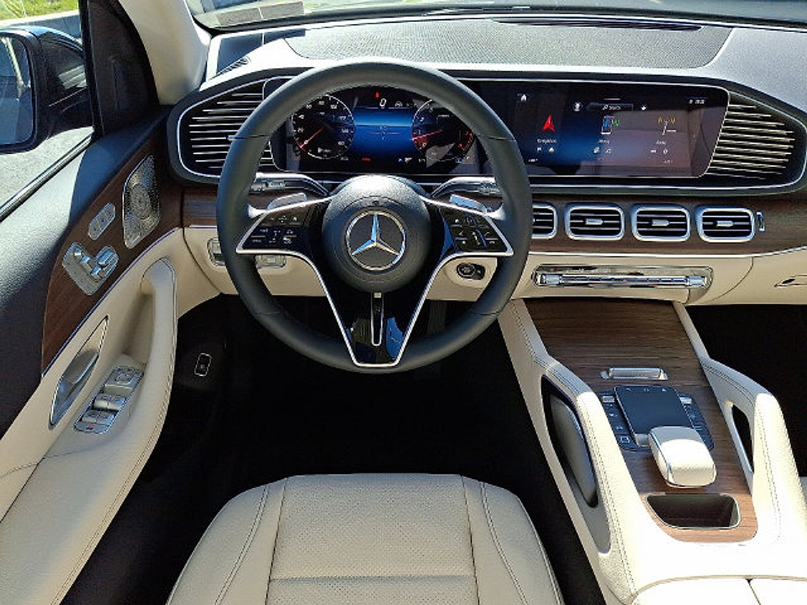 Certified 2026 Mercedes-Benz GLE 450 4MATIC image 10