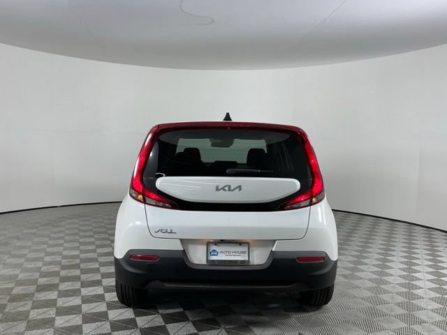 Used 2022 Kia Soul LX w/ Technology Package FWD image 6
