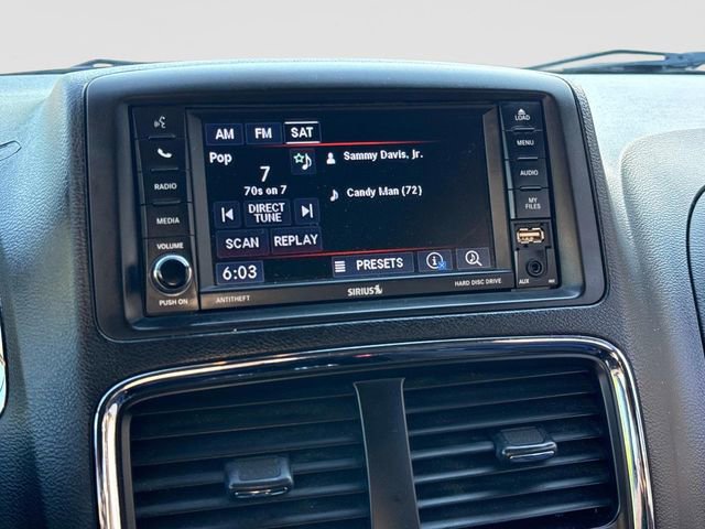 Used 2018 Dodge Grand Caravan SE FWD image 23