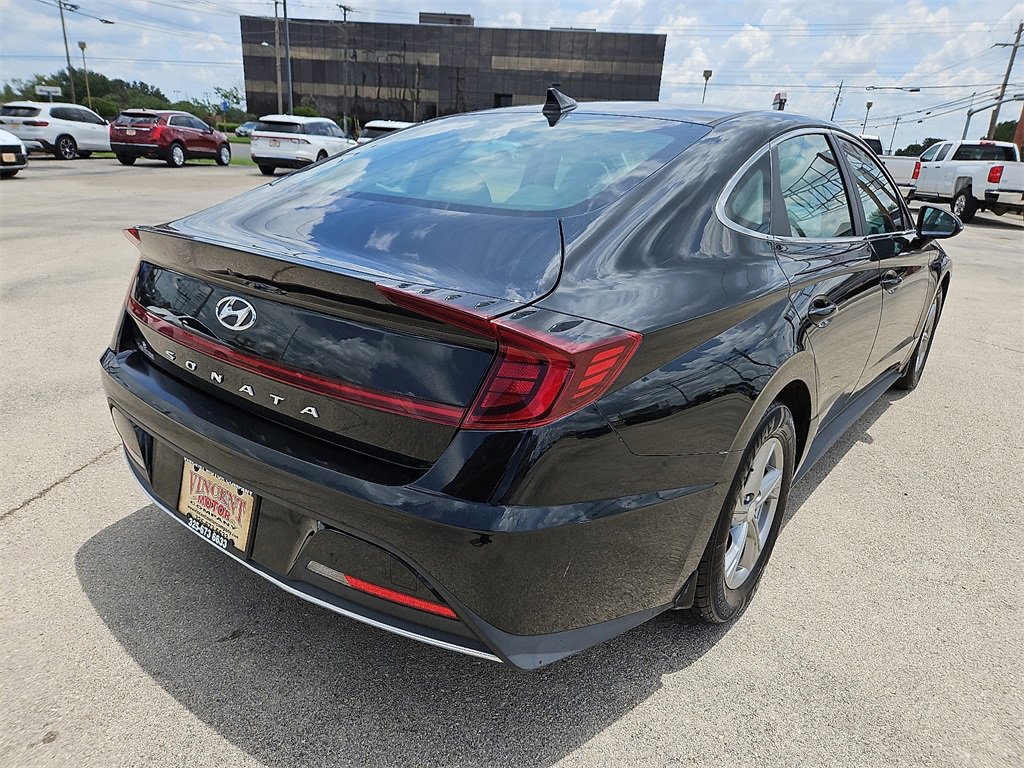 Used 2022 Hyundai Sonata SE w/ Winter Weather Package image 7