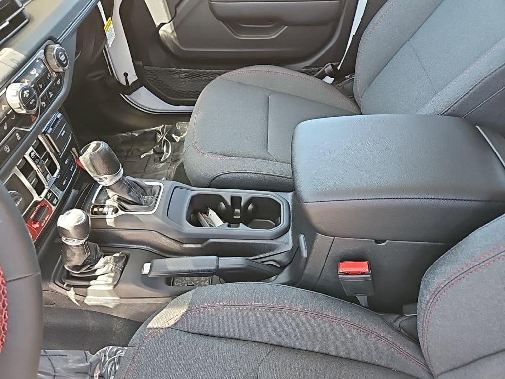 New 2024 Jeep Wrangler Unlimited Rubicon w/ Dual Door Group (Lowers Only) image 32