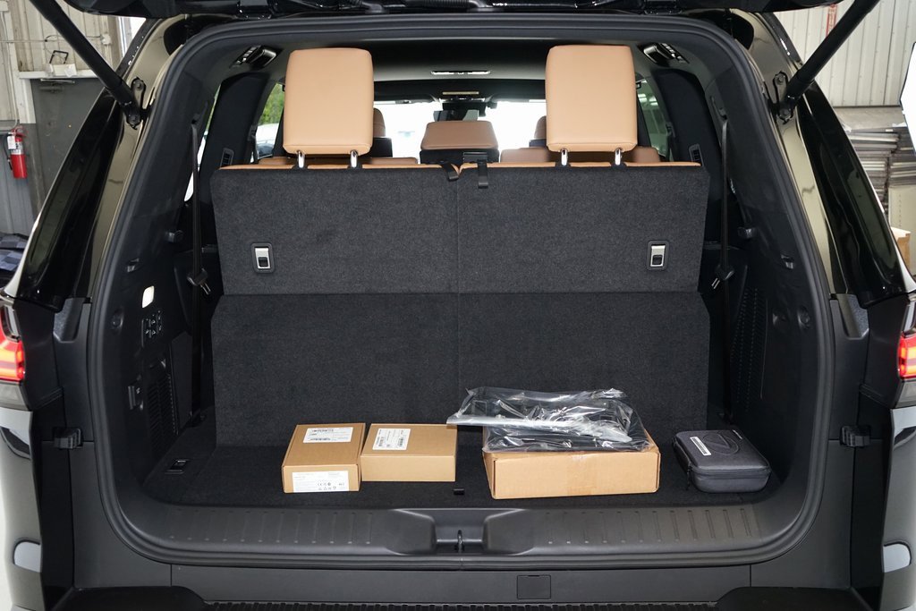 Used 2026 Lexus LX 600 4WD w/ Luxury Package image 37