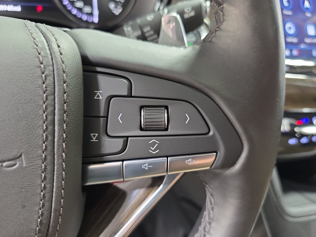Used 2024 Cadillac XT6 Sport w/ Platinum Package AWD/4WD image 20