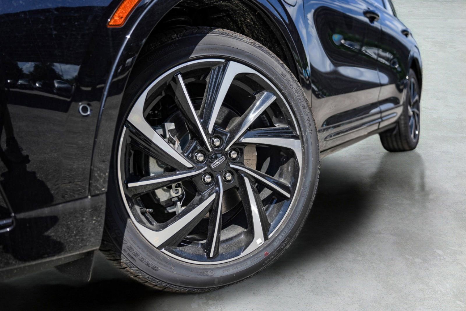 New 2024 Lincoln Corsair Grand Touring w/ Equipment Group 302A AWD/4WD image 6