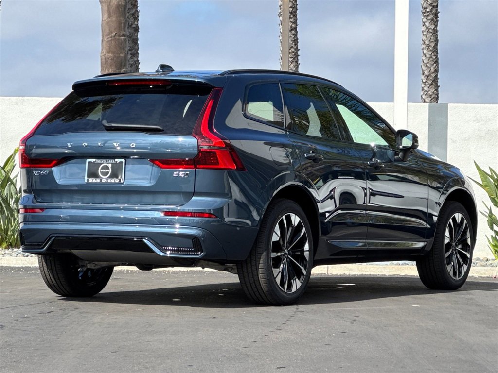 New 2026 Volvo XC60 B5 Plus w/ Climate Package PRO image 5
