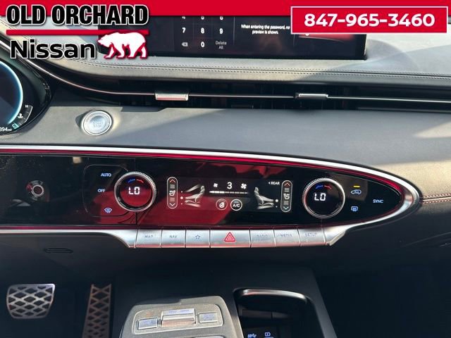 Used 2024 Genesis GV70 2.5T w/ Sport Prestige Package AWD/4WD image 19