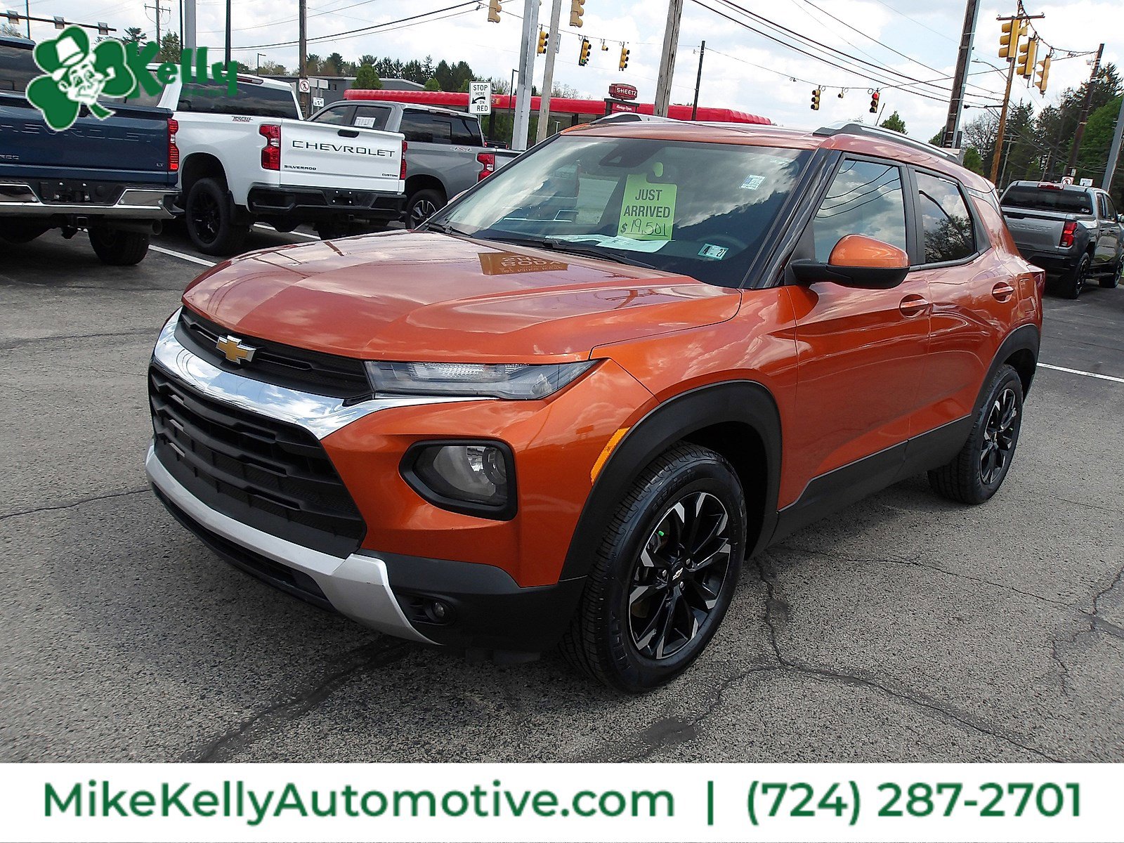 Used 2023 Chevrolet TrailBlazer LT w/ Convenience Package FWD image 3