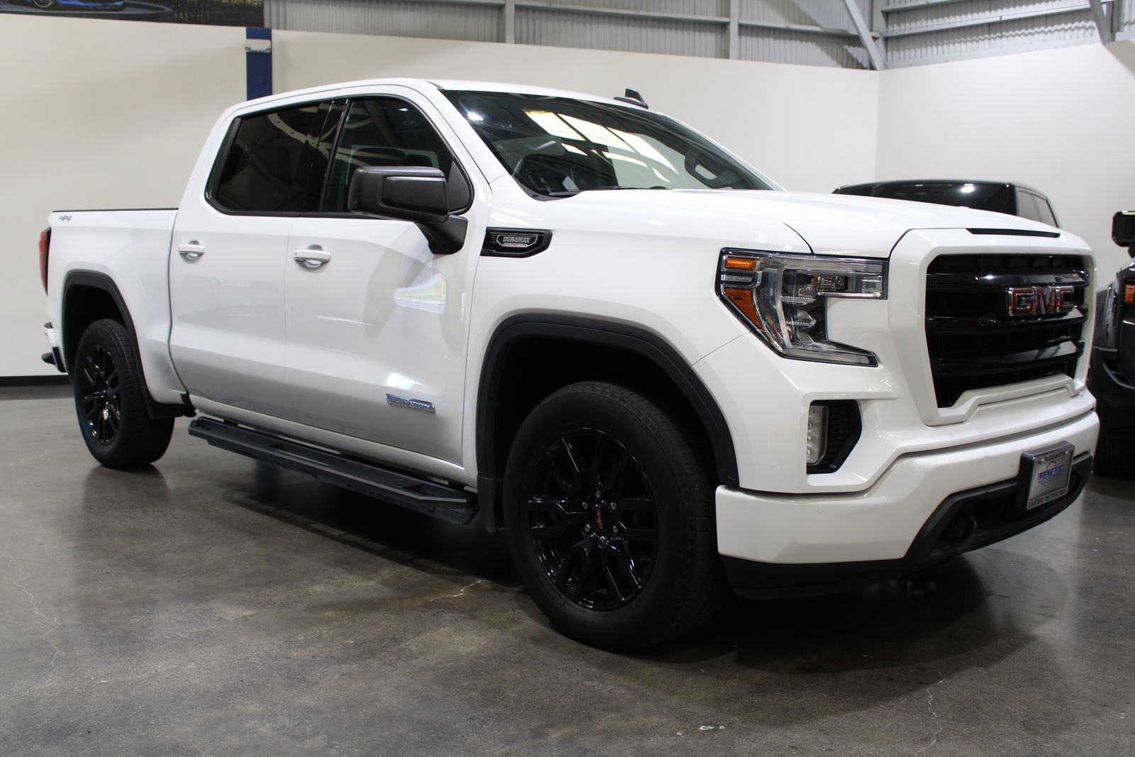 Used 2021 GMC Sierra 1500 Elevation AWD/4WD image 2