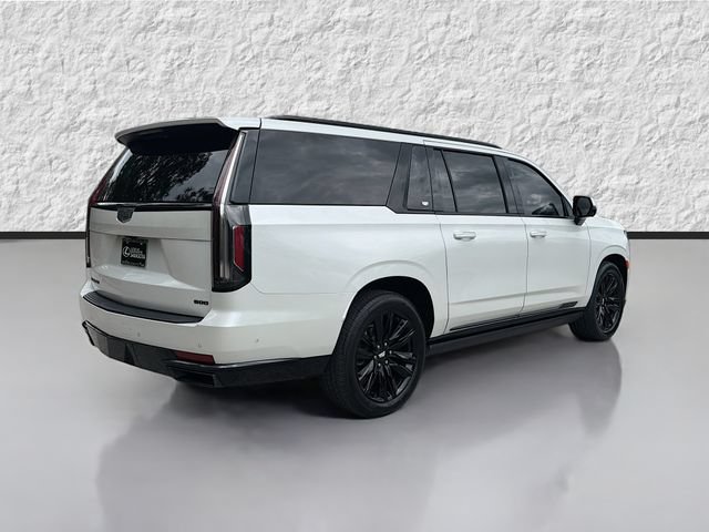 Used 2023 Cadillac Escalade ESV Sport Platinum AWD/4WD image 3