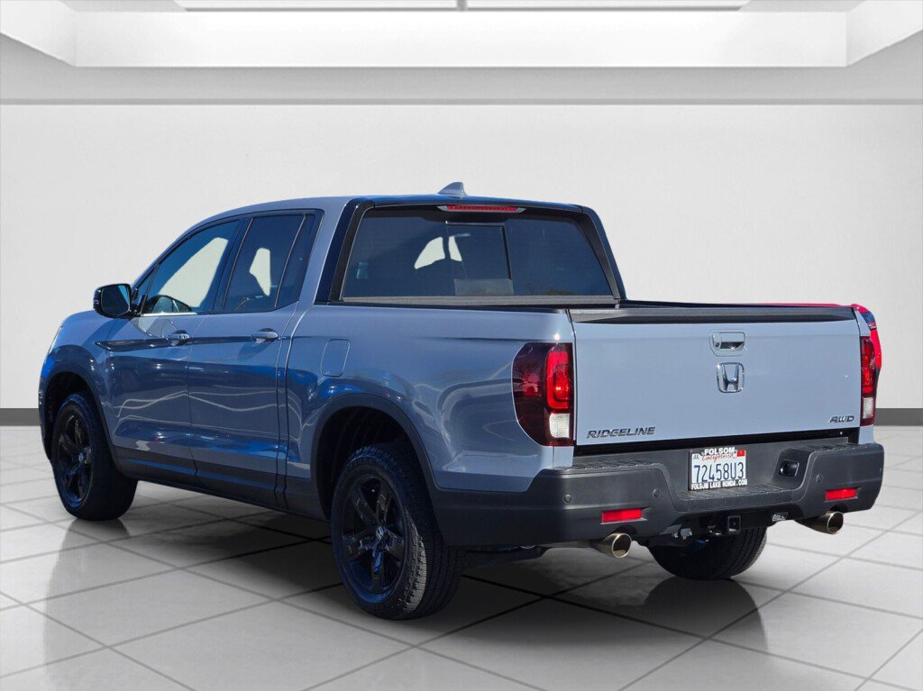 Certified 2023 Honda Ridgeline Black Edition image 9