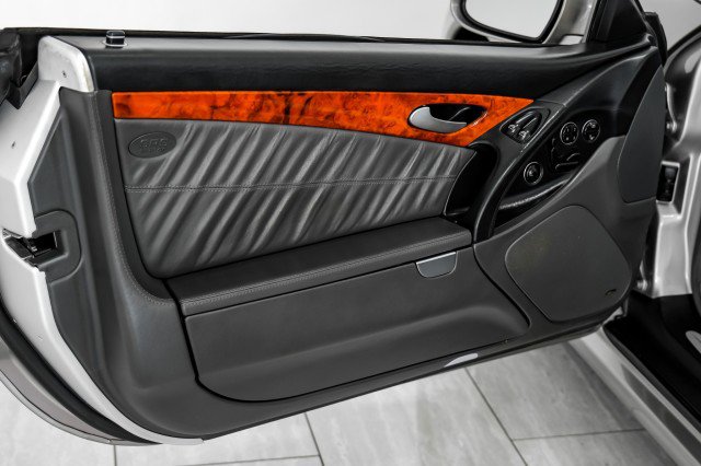 Used 2005 Mercedes-Benz SL 600 V12 AUTOMATIC NAVIGATION LEATH image 33