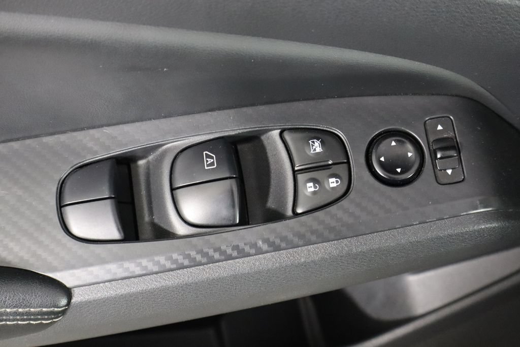 Used 2025 Nissan Altima 2.5 SV FWD image 20
