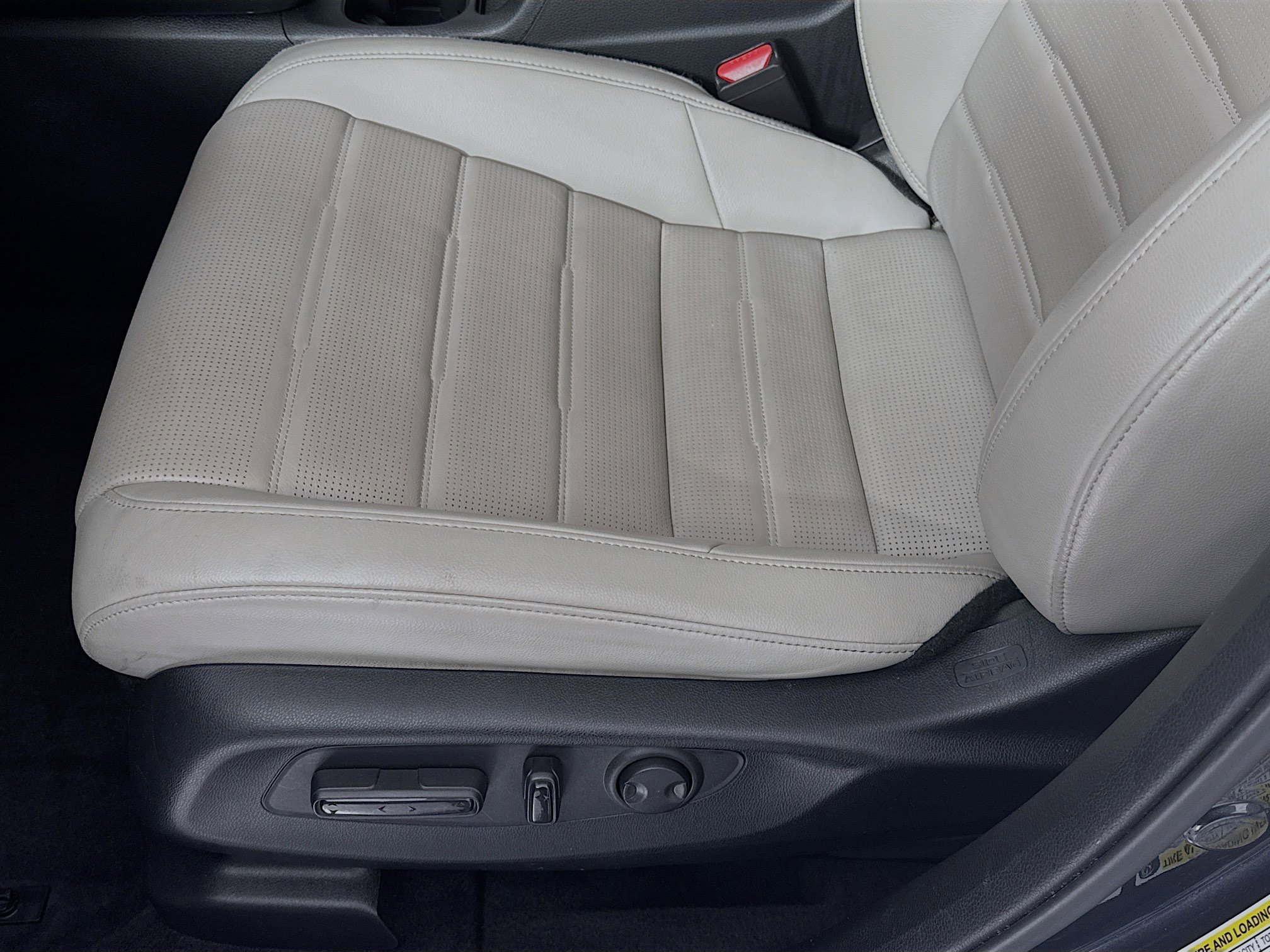 Certified 2023 Honda CR-V EX-L image 18