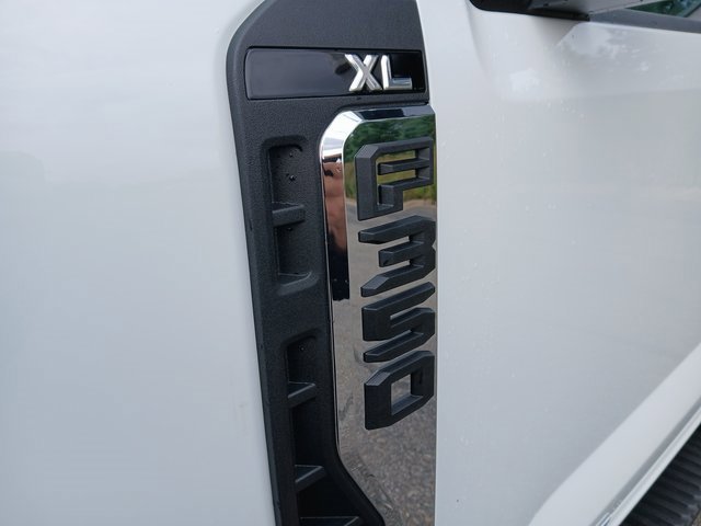 New 2026 Ford F350 XL image 6