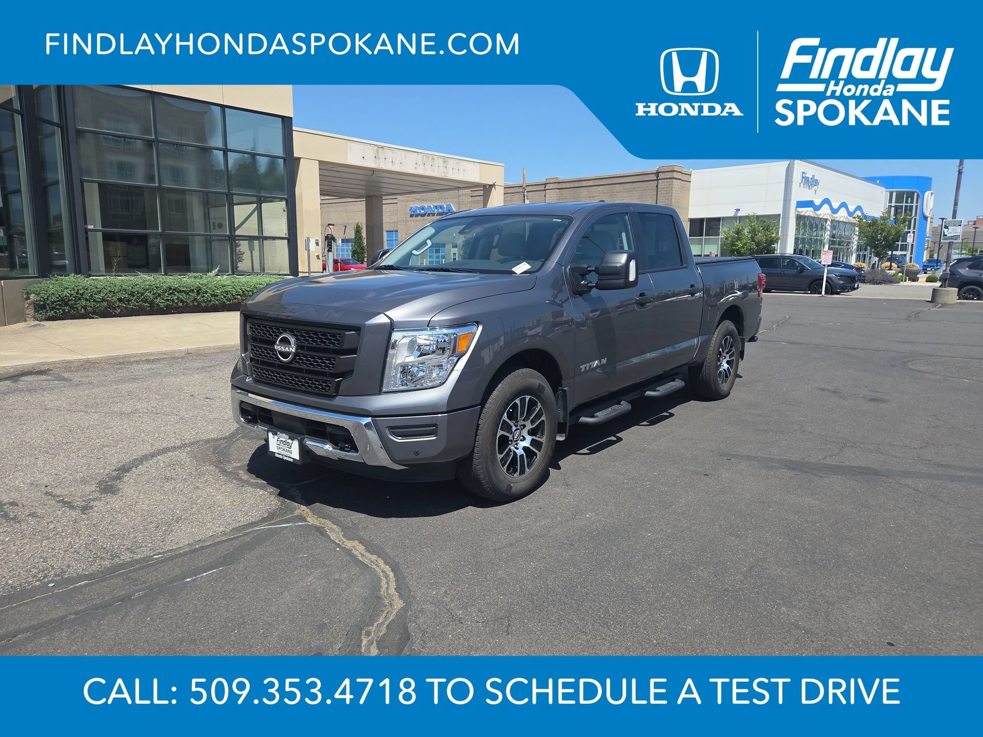 Used 2024 Nissan Titan SV w/ SV Convenience Package