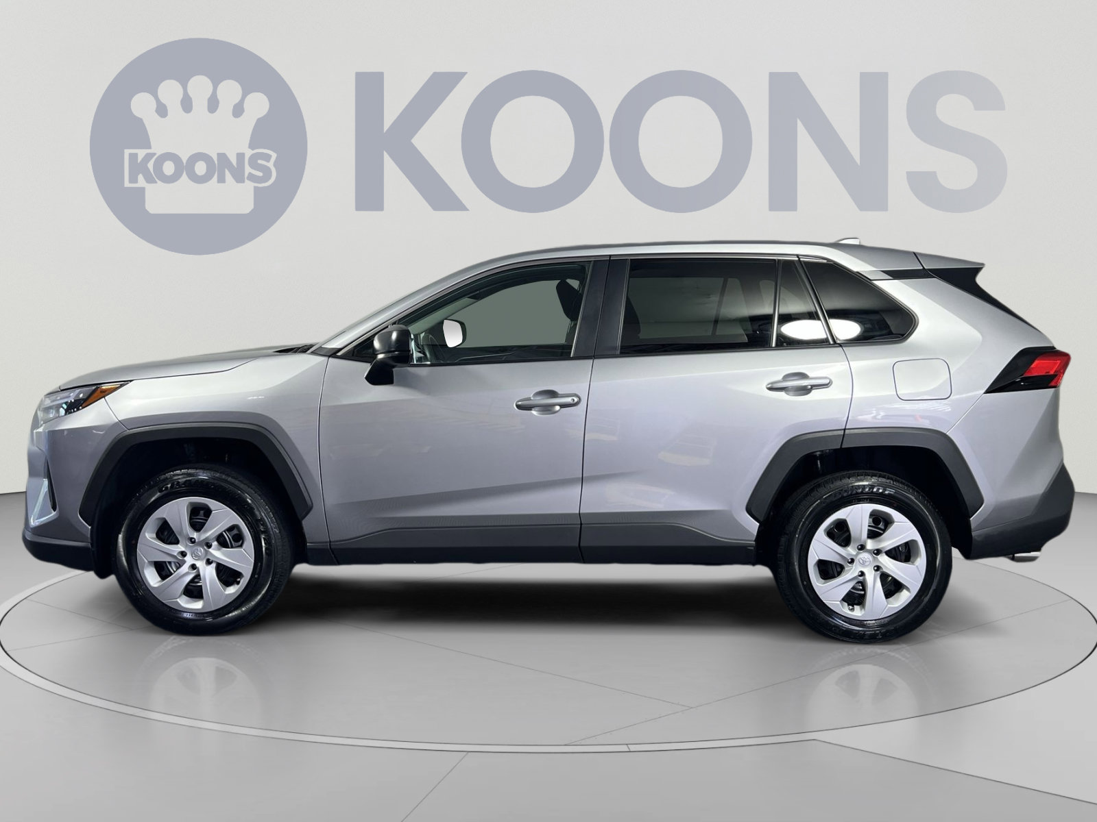 Used 2025 Toyota RAV4 LE FWD image 2