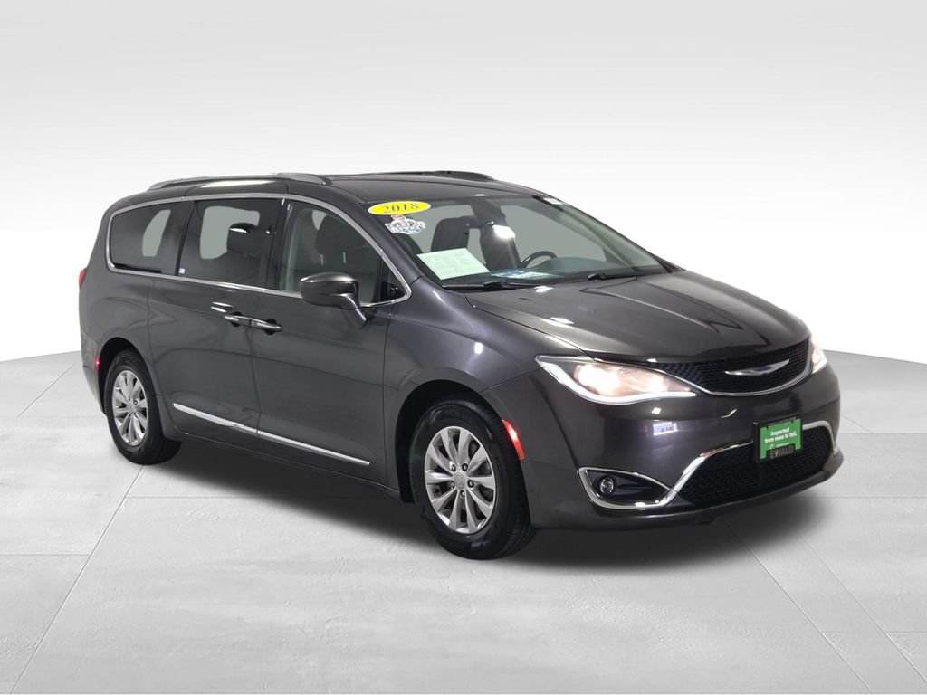 Certified 2018 Chrysler Pacifica Touring-L Plus FWD image 23