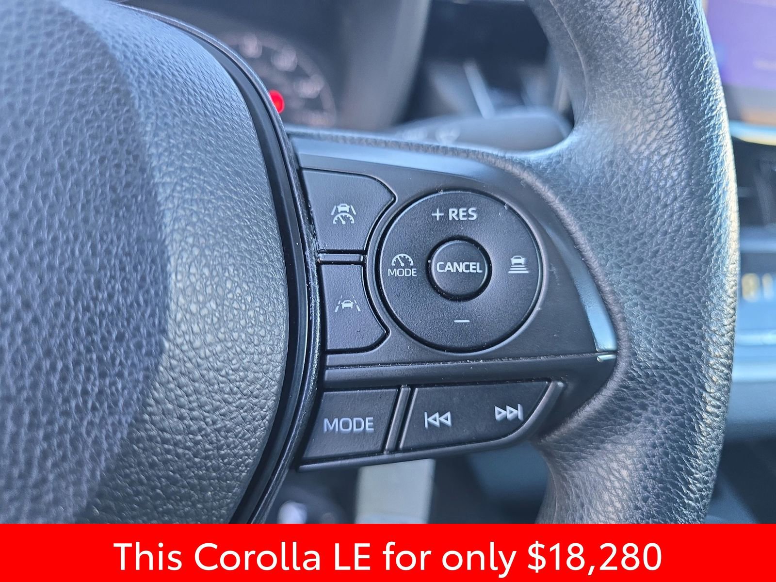Used 2024 Toyota Corolla LE image 23