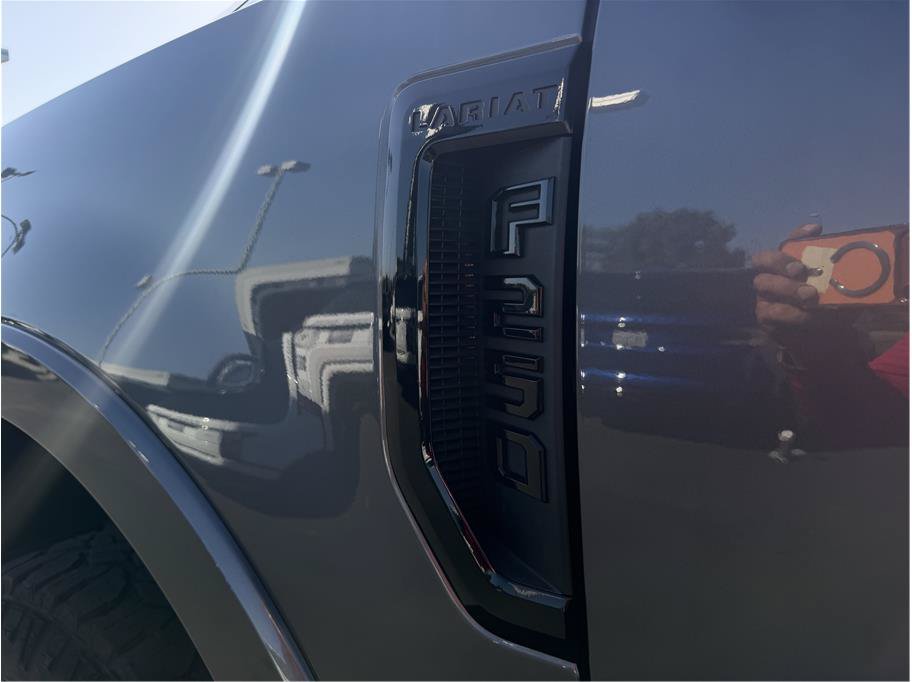 Used 2022 Ford F250 Lariat w/ Tremor Off-Road Package AWD/4WD image 10