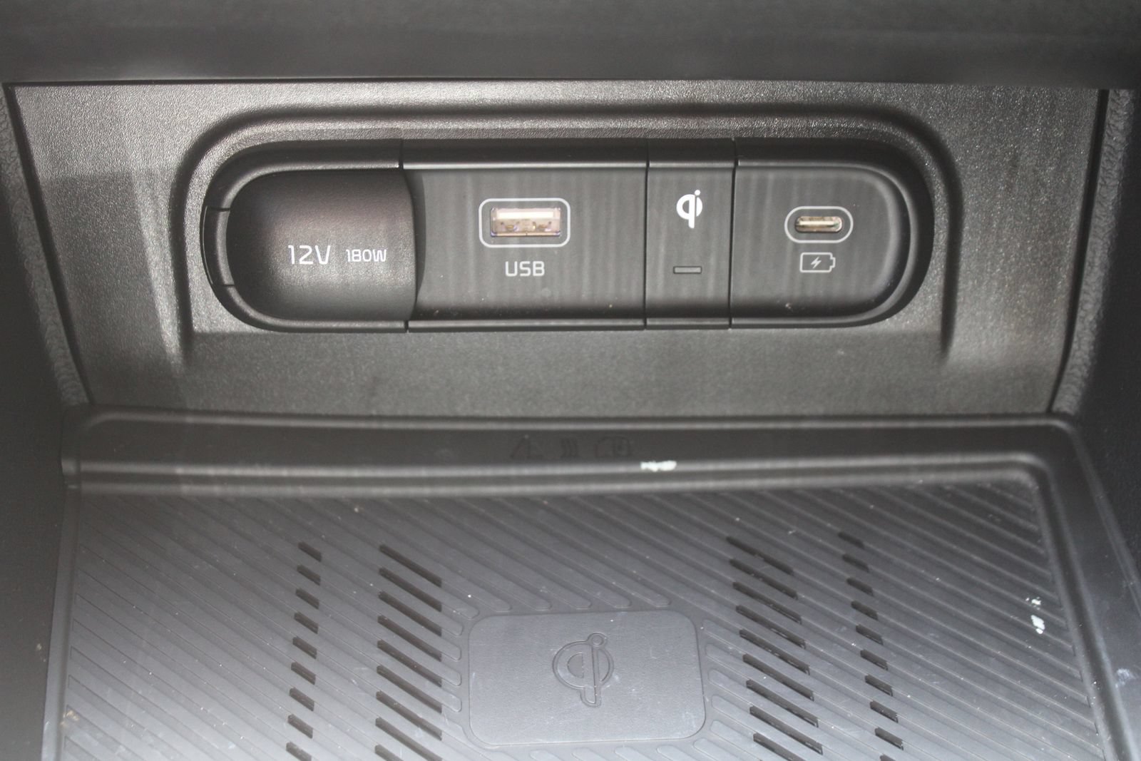 Certified 2024 Kia Sportage EX FWD image 37