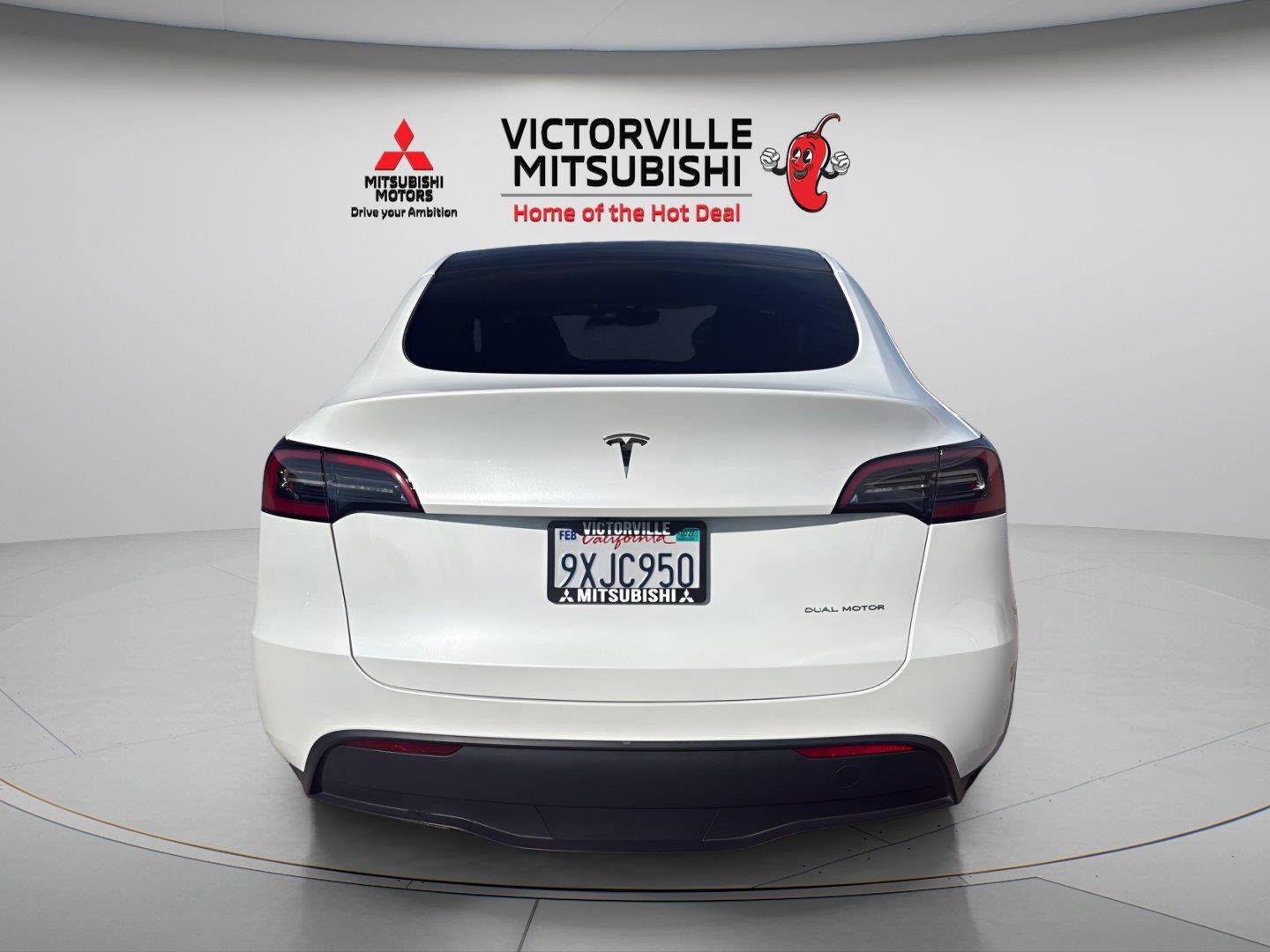 Used 2023 Tesla Model Y Long Range AWD/4WD image 6