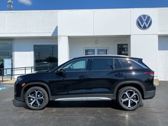 New 2025 Volkswagen Tiguan SE image 12