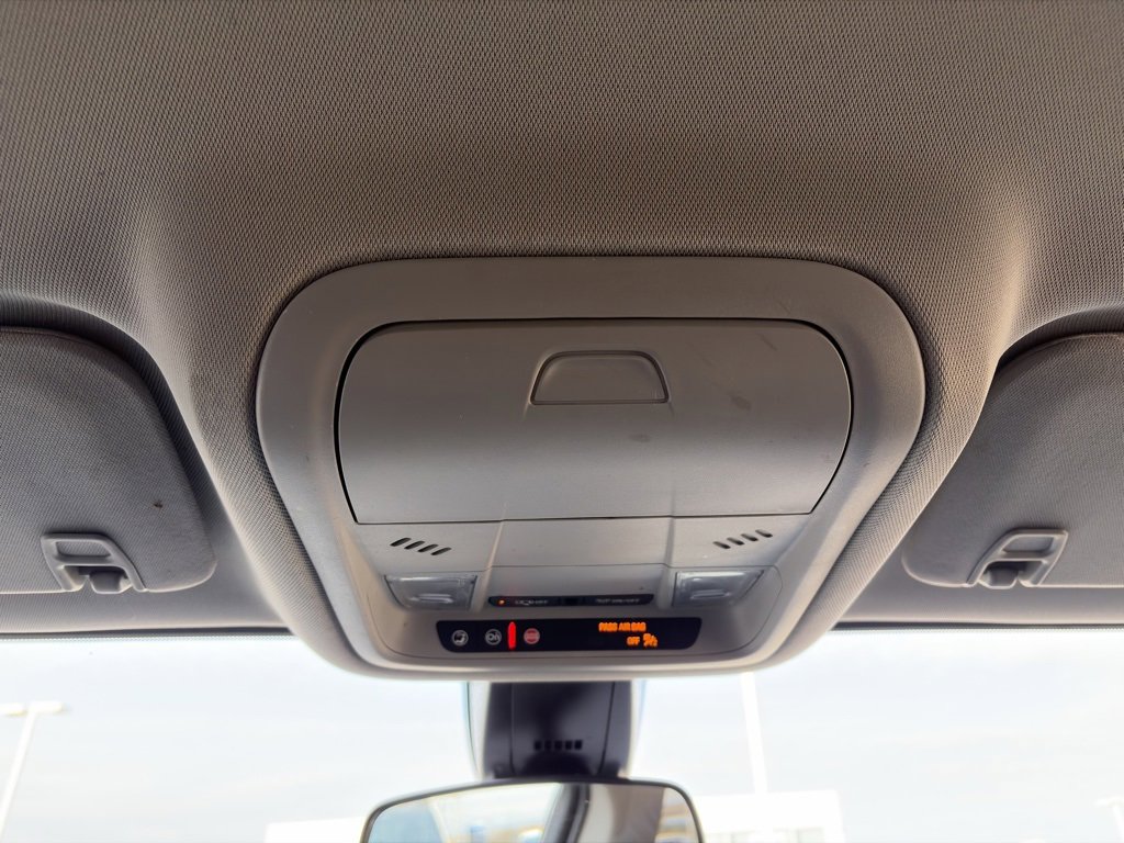 Used 2023 GMC Acadia SLE w/ Driver Convenience Package image 24