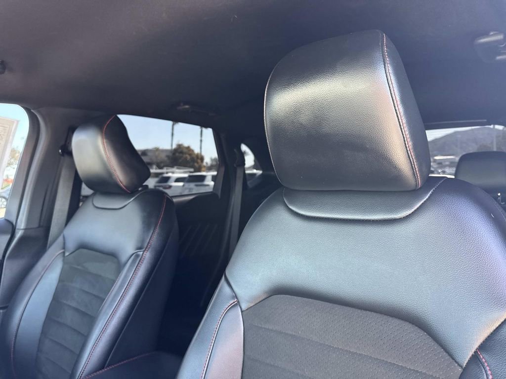 Certified 2022 Ford Edge ST-Line image 22