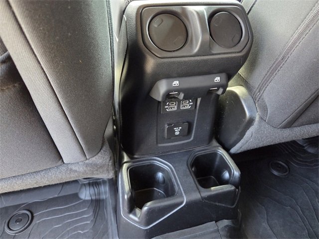 Used 2021 Jeep Wrangler Unlimited Sahara image 18