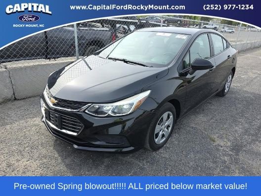 Used 2018 Chevrolet Cruze LS FWD image 1